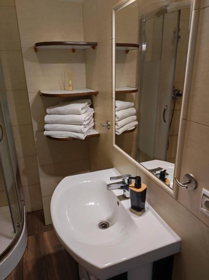 Apartament Przy Fontannie Neptuna Gdaňsk Exteriér fotografie