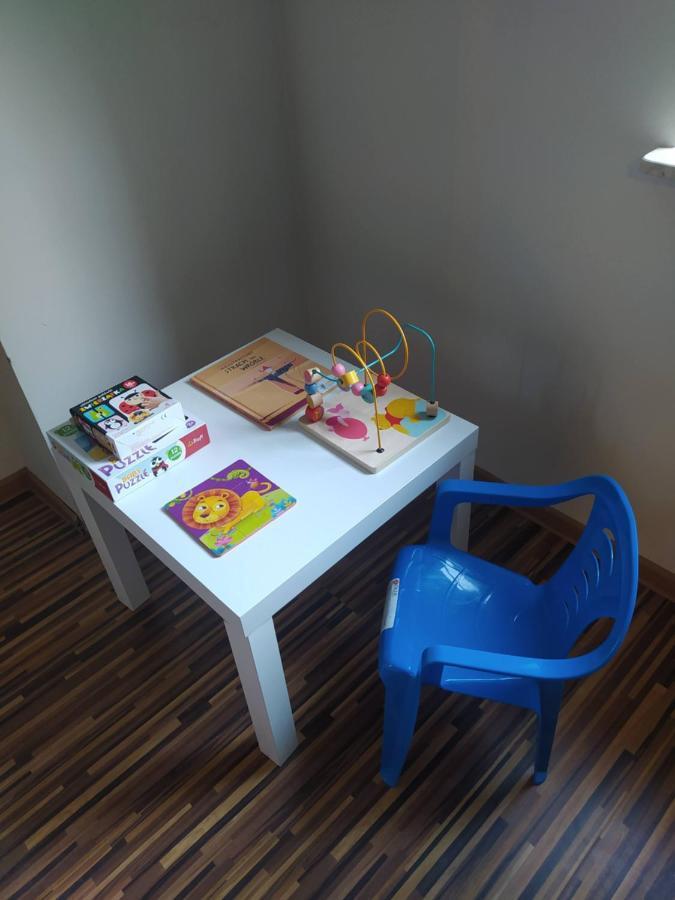 Apartament Przy Fontannie Neptuna Gdaňsk Exteriér fotografie